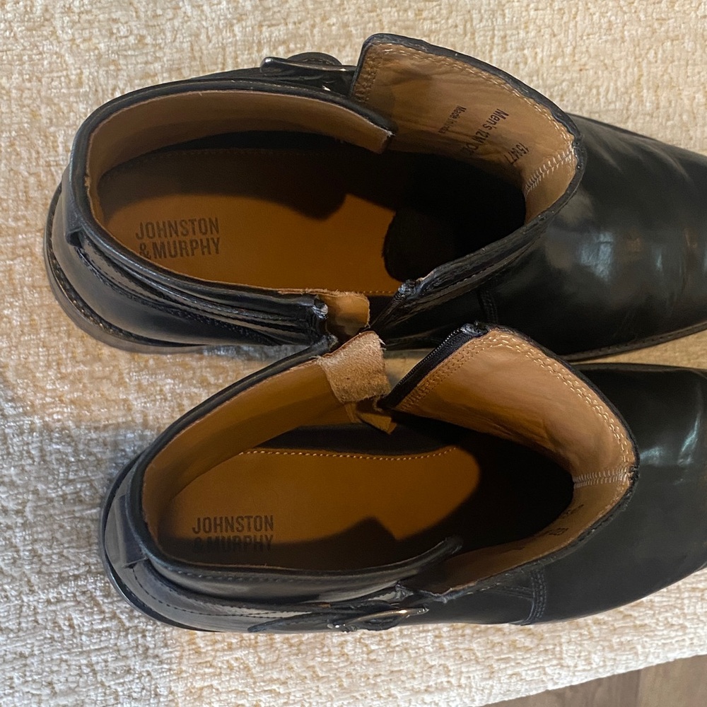 Johnston & Murphy Black Leather  Boots with Side Buckle size 12M - Picture 4 of 8
